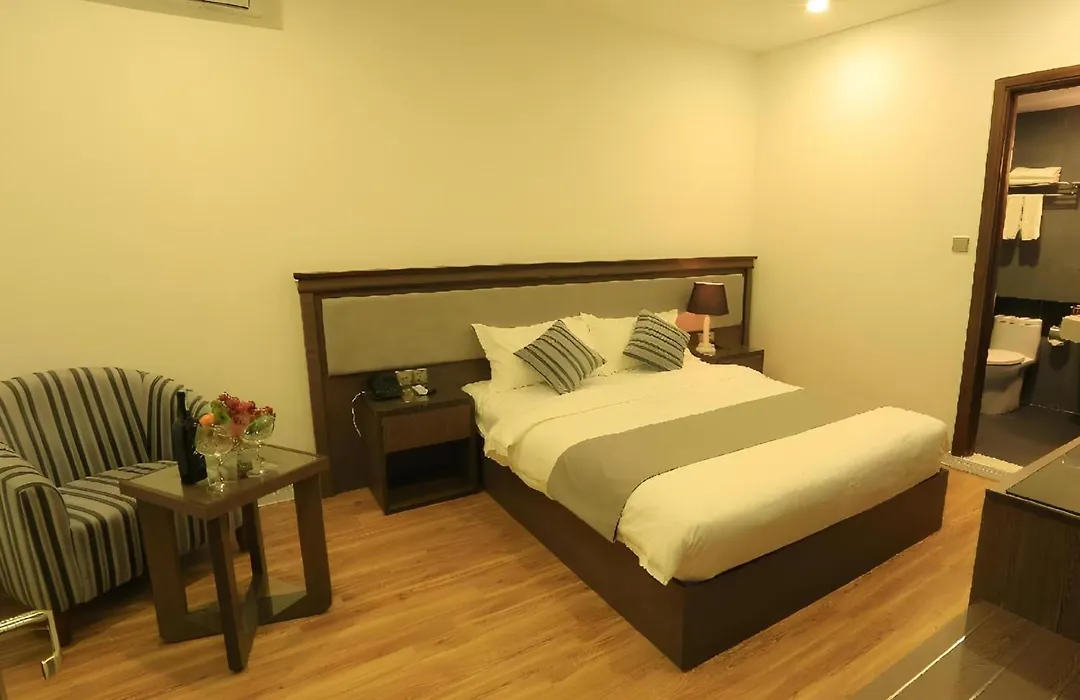 Collection O Le Grand Hanoi Hotel - The Tryst-1